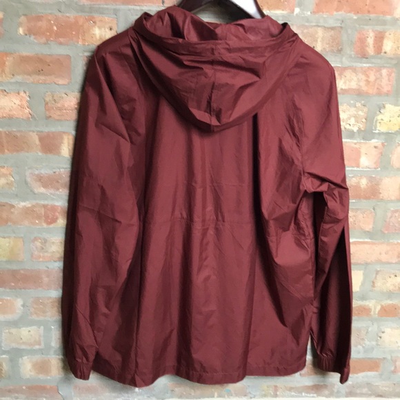 Hurley - Picture 6 of 16